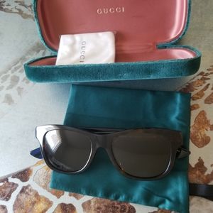 Genuine Gucci sunglasses unisex 100% brand new